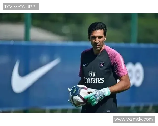 足球老子的传奇人生与他在绿茵场上的辉煌成就与影响力探讨